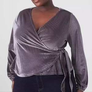 NWOT LANE BRYANT CLASSIC BLOUSON SLEEVE VELOUR TOP